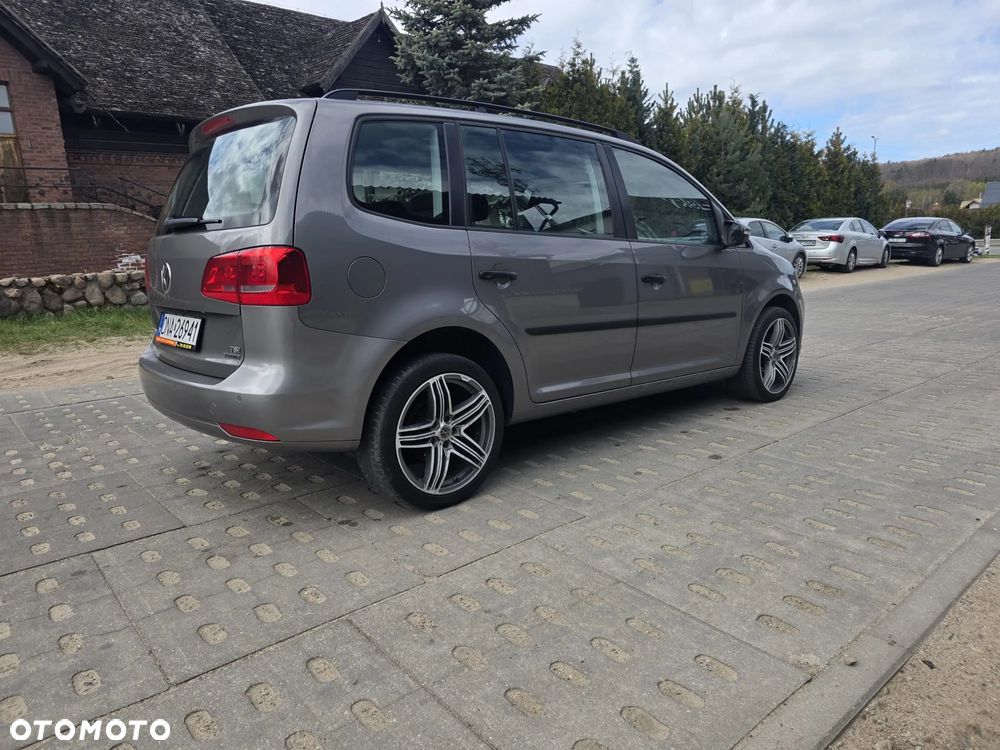 Volkswagen Touran 1.4 TSI Highline - 11