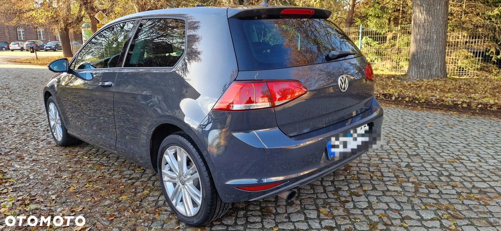 Volkswagen Golf - 16