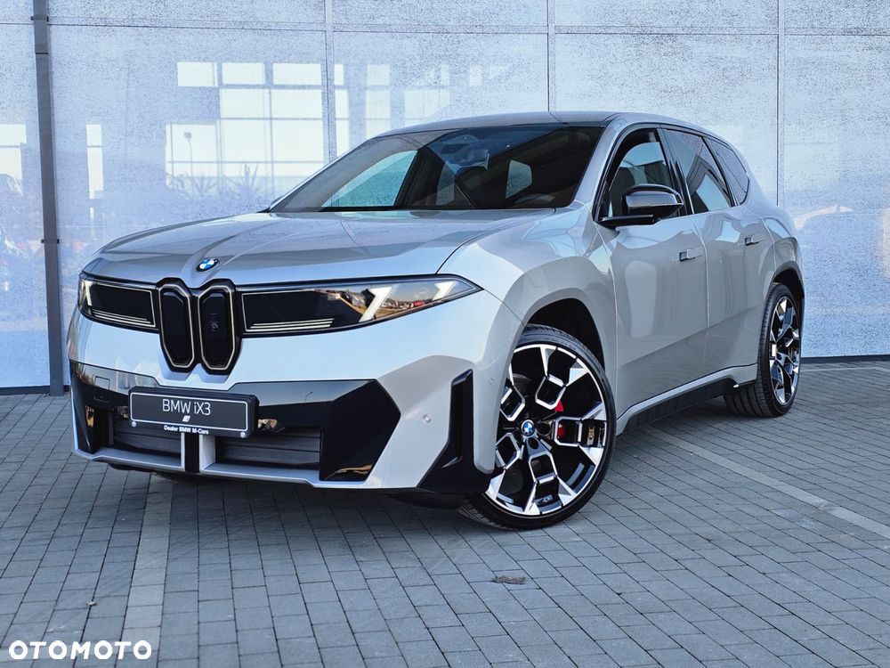 BMW iX3 - 10