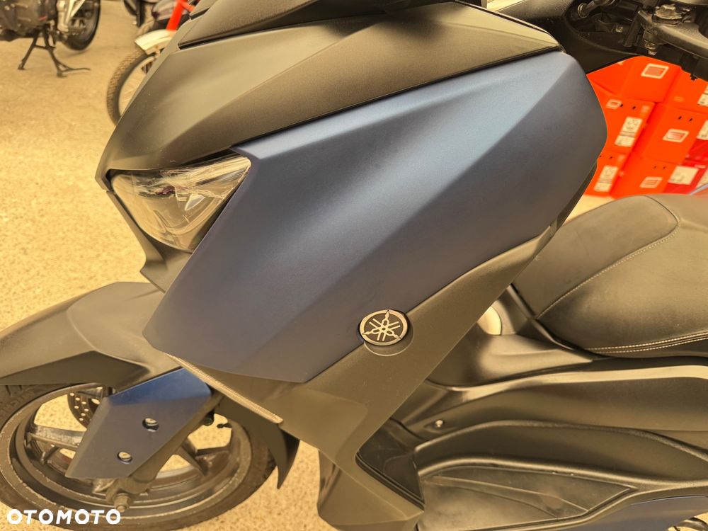 Yamaha X-max - 19