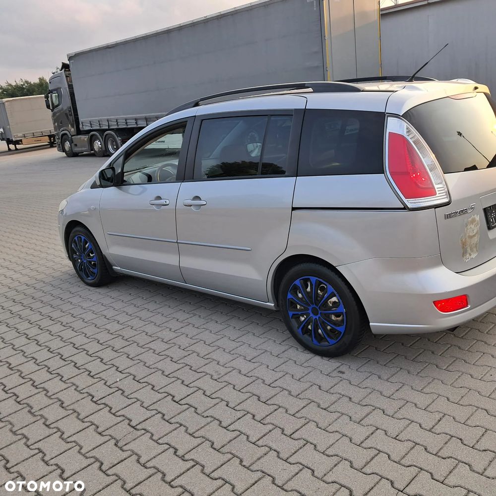 Mazda 5 - 4