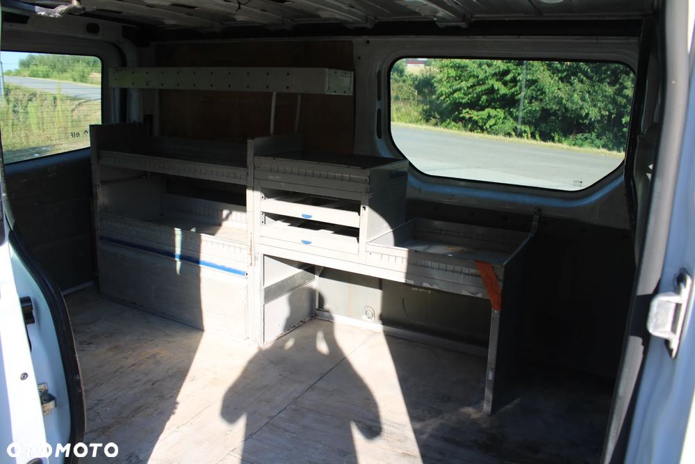 Renault TRAFIC - 17