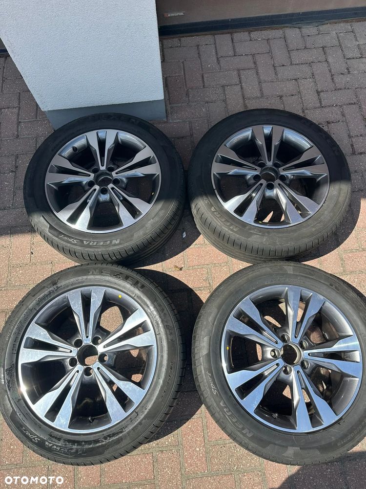 Oryginalne Alufelgi 18" wraz z oponami do Mercedes Benz V klasa