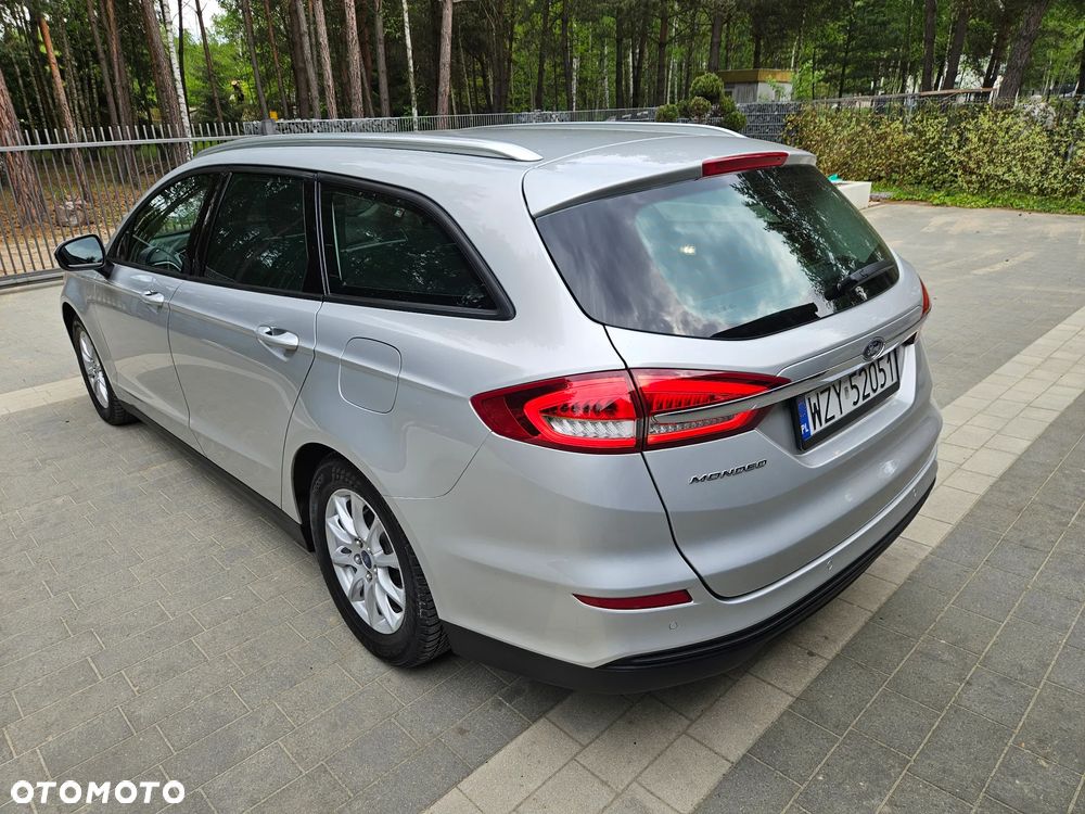 Ford Mondeo 2.0 TDCi Ambiente - 14