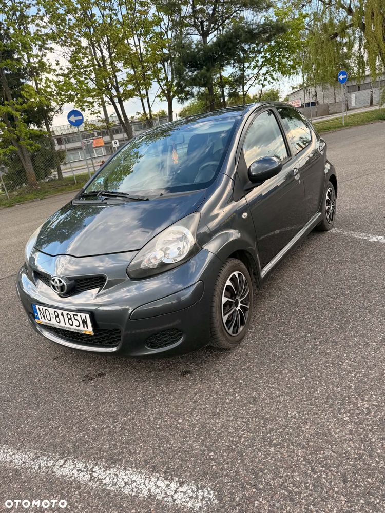 Toyota Aygo Standard - 1