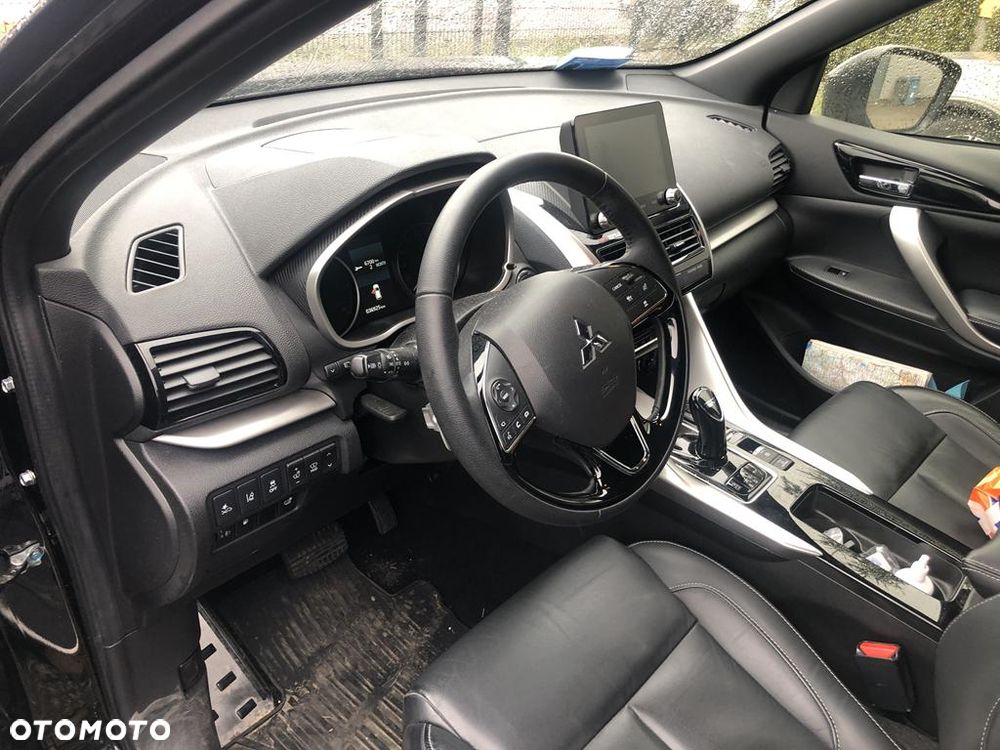 Mitsubishi Eclipse Cross - 9