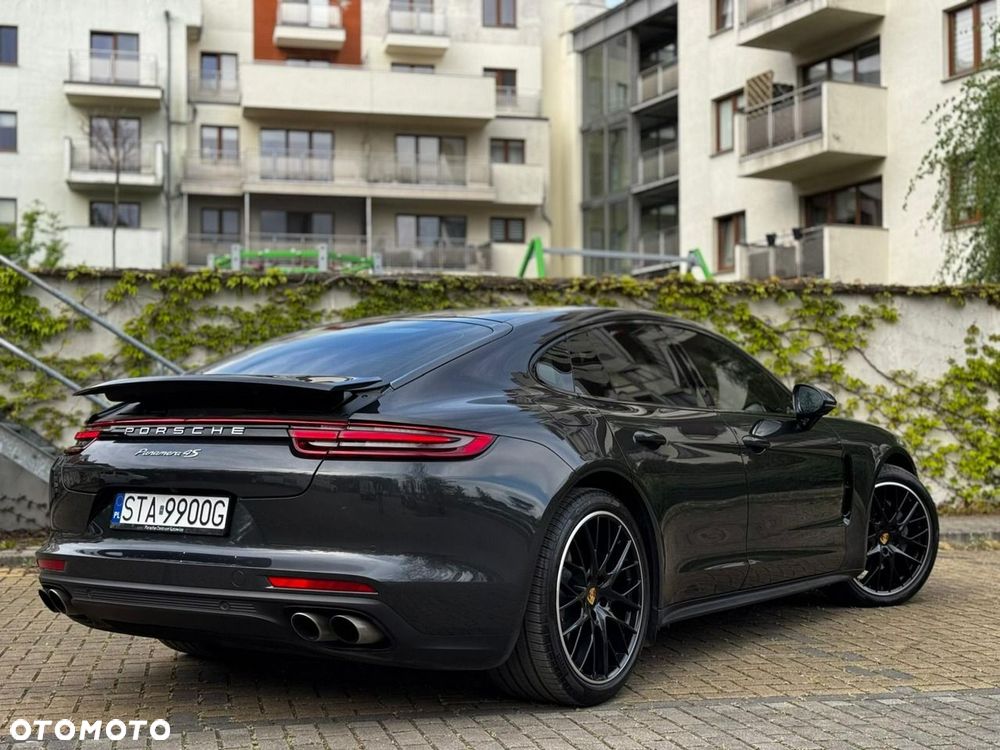 Porsche Panamera 4S Executive - 4