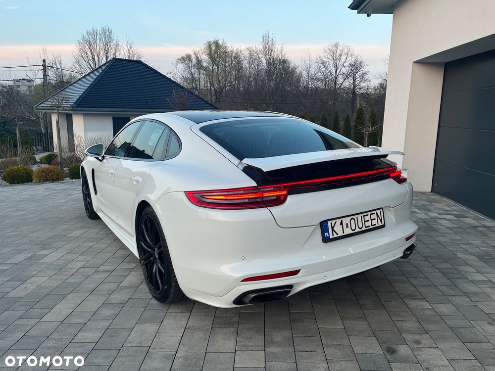 Porsche Panamera 4 - 14