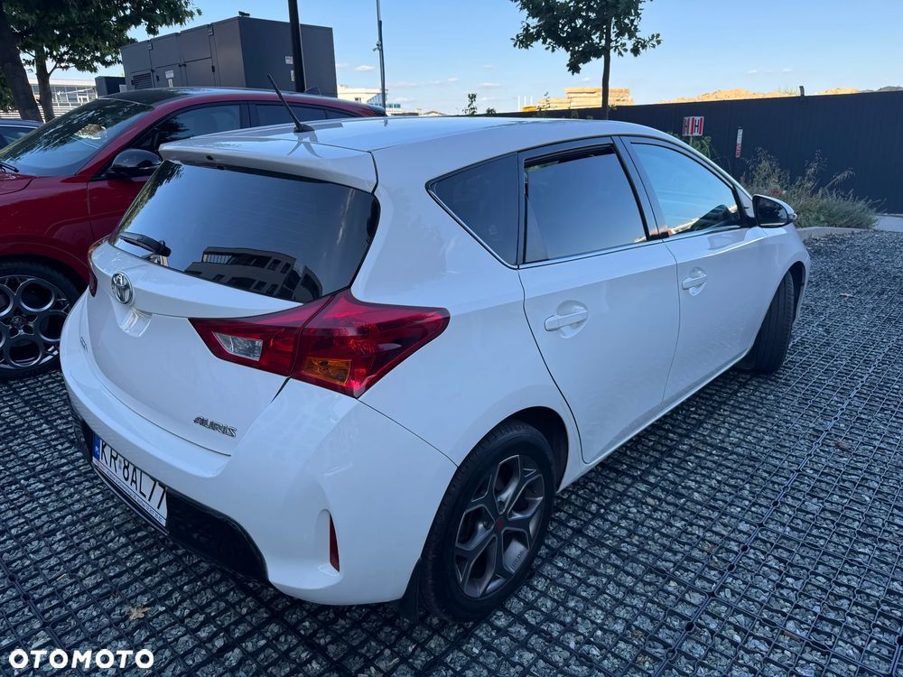Toyota Auris 1.4 D-4D Active - 4