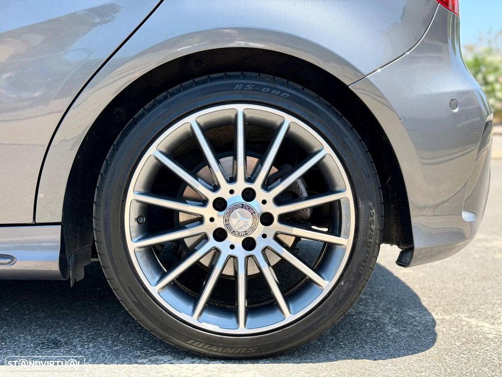 Mercedes-Benz A 180 d AMG Line - 6