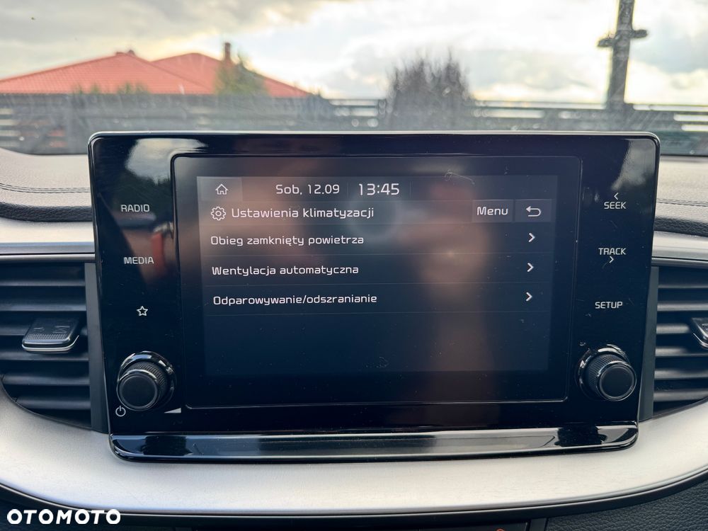 Kia Ceed 1.5 T-GDI L DCT - 24