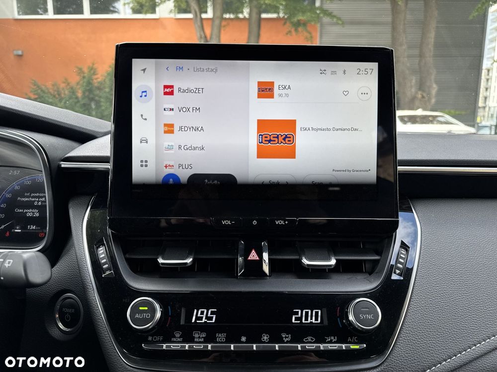 Toyota Corolla 1.8 Hybrid Comfort - 22
