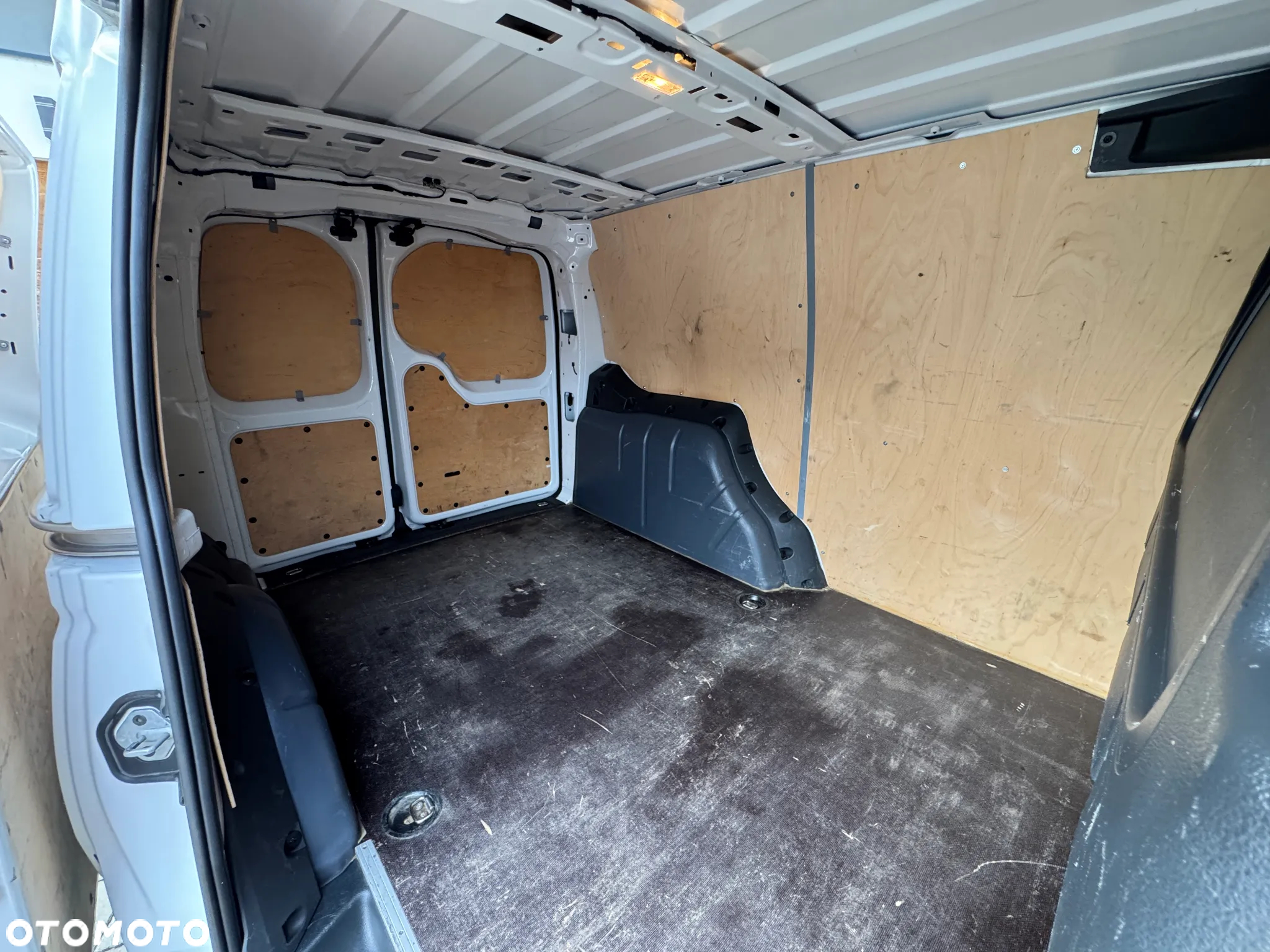 Volkswagen CADDY - 34