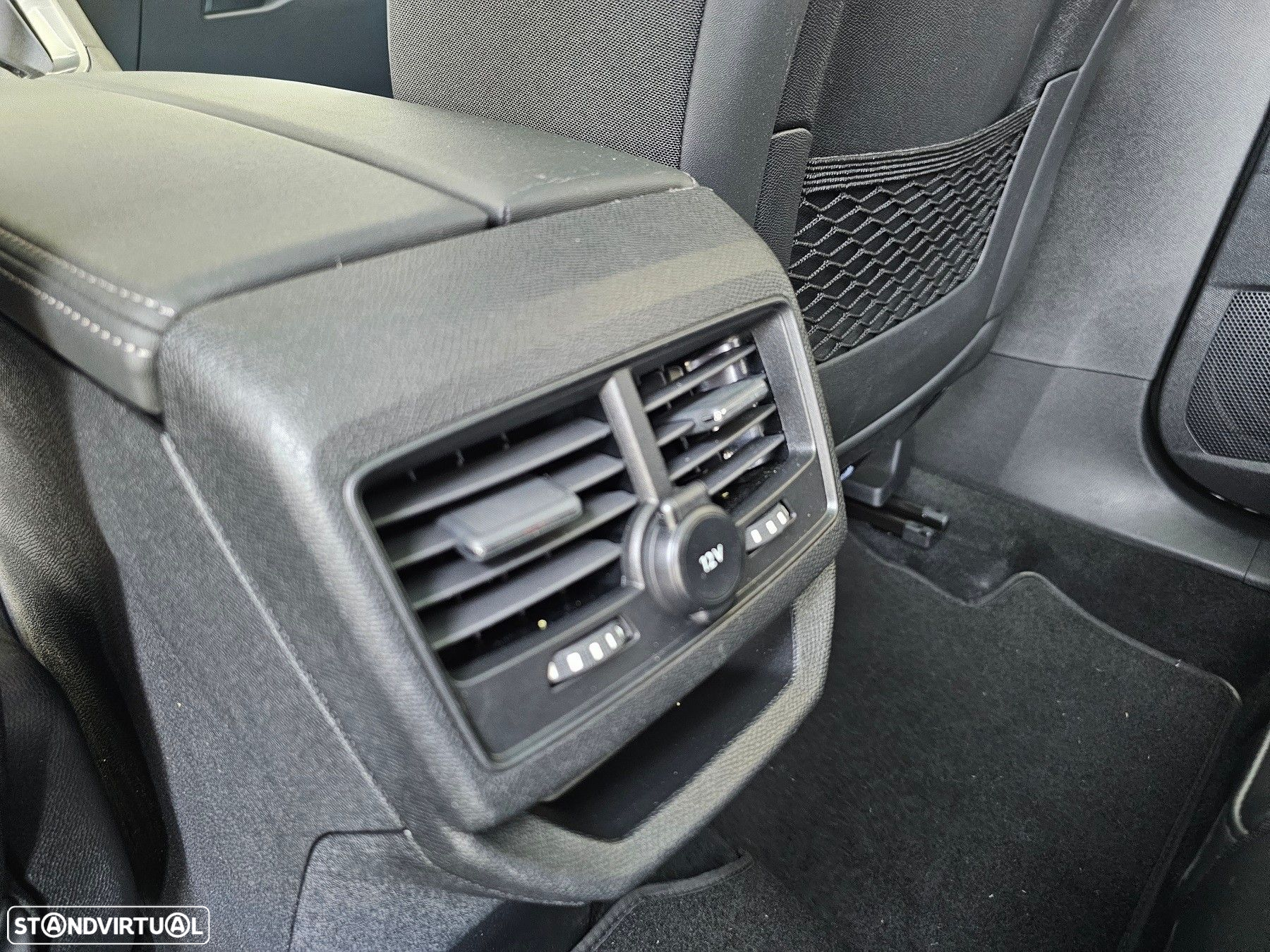 Peugeot 3008 1.5 BlueHDi Active Pack EAT8 - 8