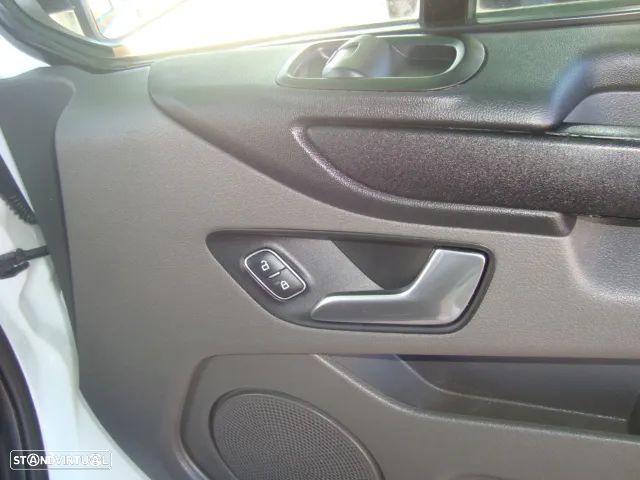 Ford TRANSIT  CUSTOM 280 L1 - 29