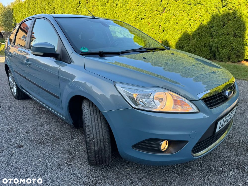 Ford Focus 1.8 Ghia - 28