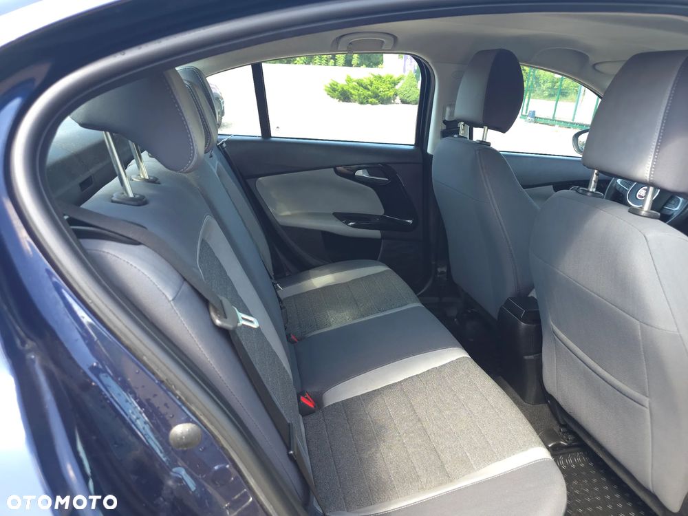 Fiat Tipo 1.6 MultiJet 16v Lounge - 12