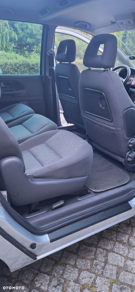 Volkswagen Sharan 2.0 TDI Comfortline - 11