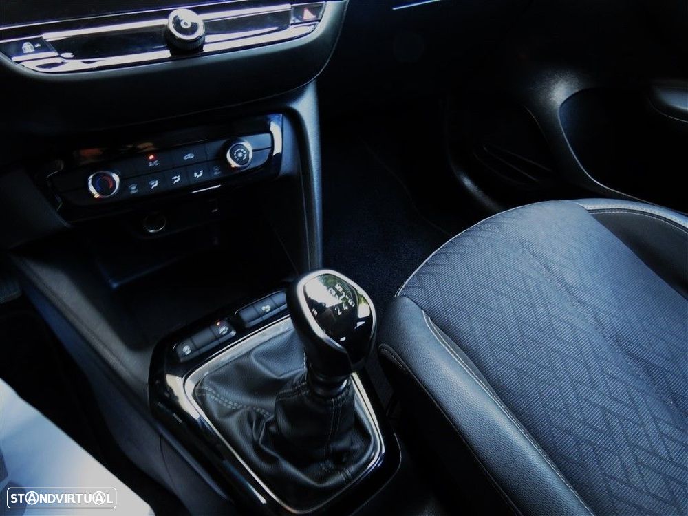 Opel Corsa 1.5 D Elegance - 9