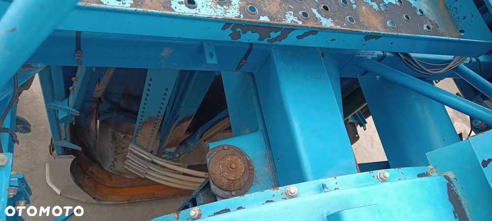 New Holland Braud SB 52 - 8