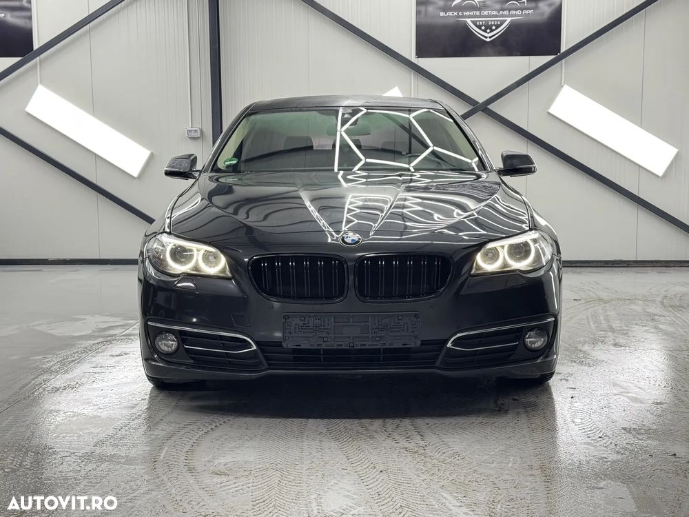 BMW Seria 5 525d xDrive Aut. Luxury Line - 2