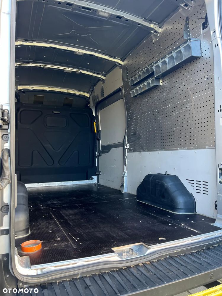 Ford Transit - 14