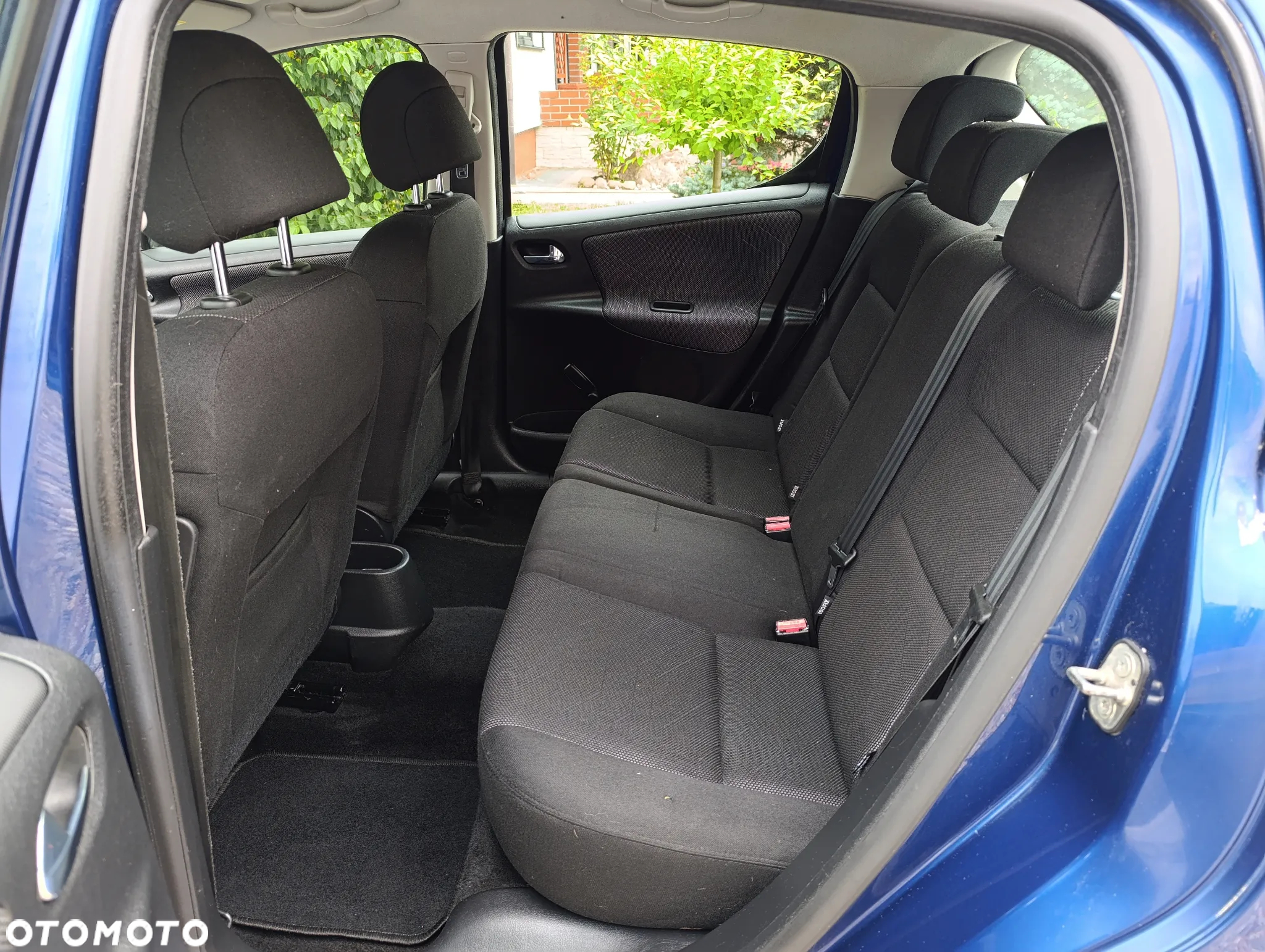 Peugeot 207 - 10