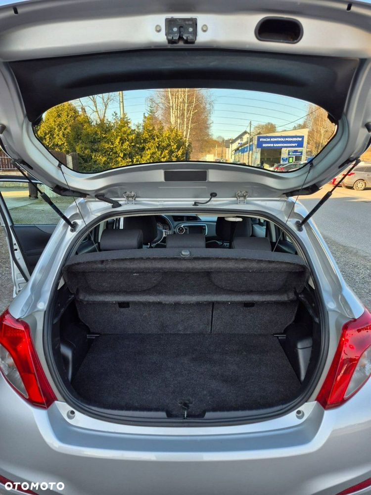 Toyota Yaris - 17