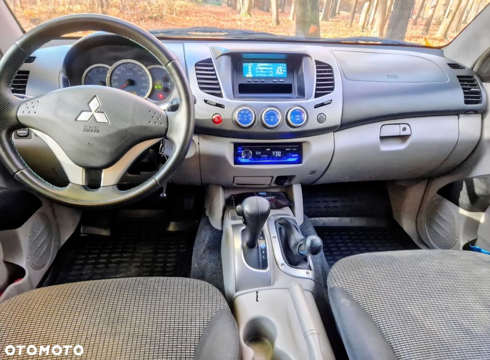 Mitsubishi L200 - 3