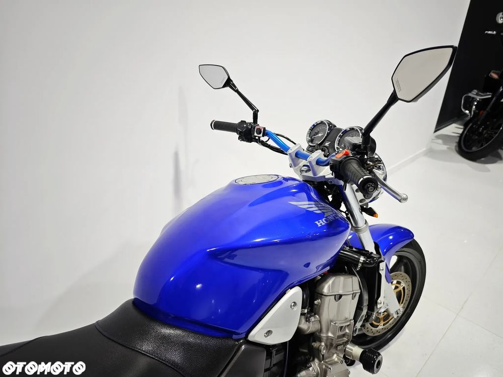 Honda Hornet - 12