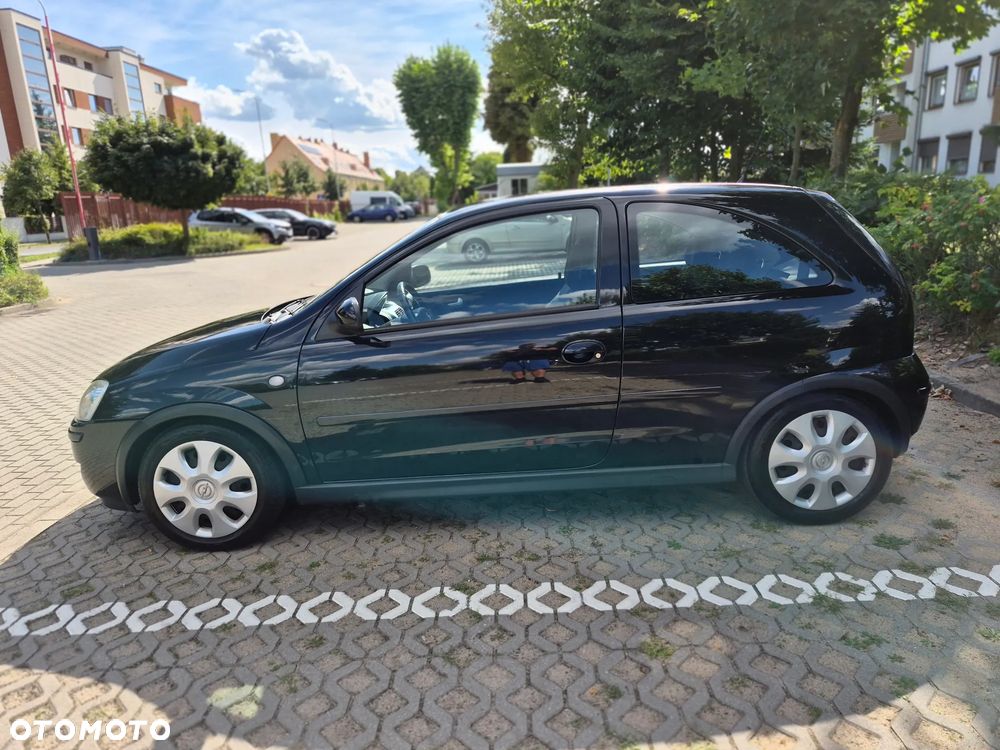 Opel Corsa 1.2 16V Limited Edition - 3