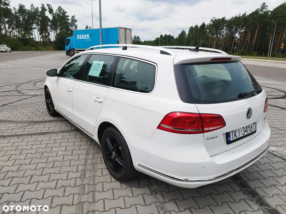 Volkswagen Passat - 4