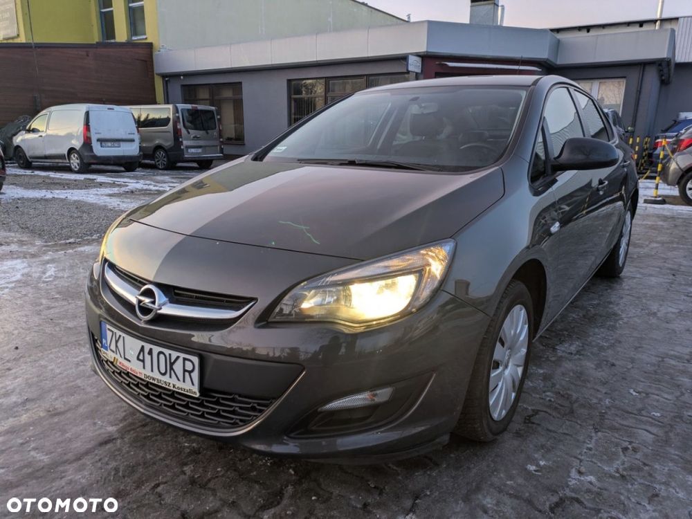 Opel Astra - 1