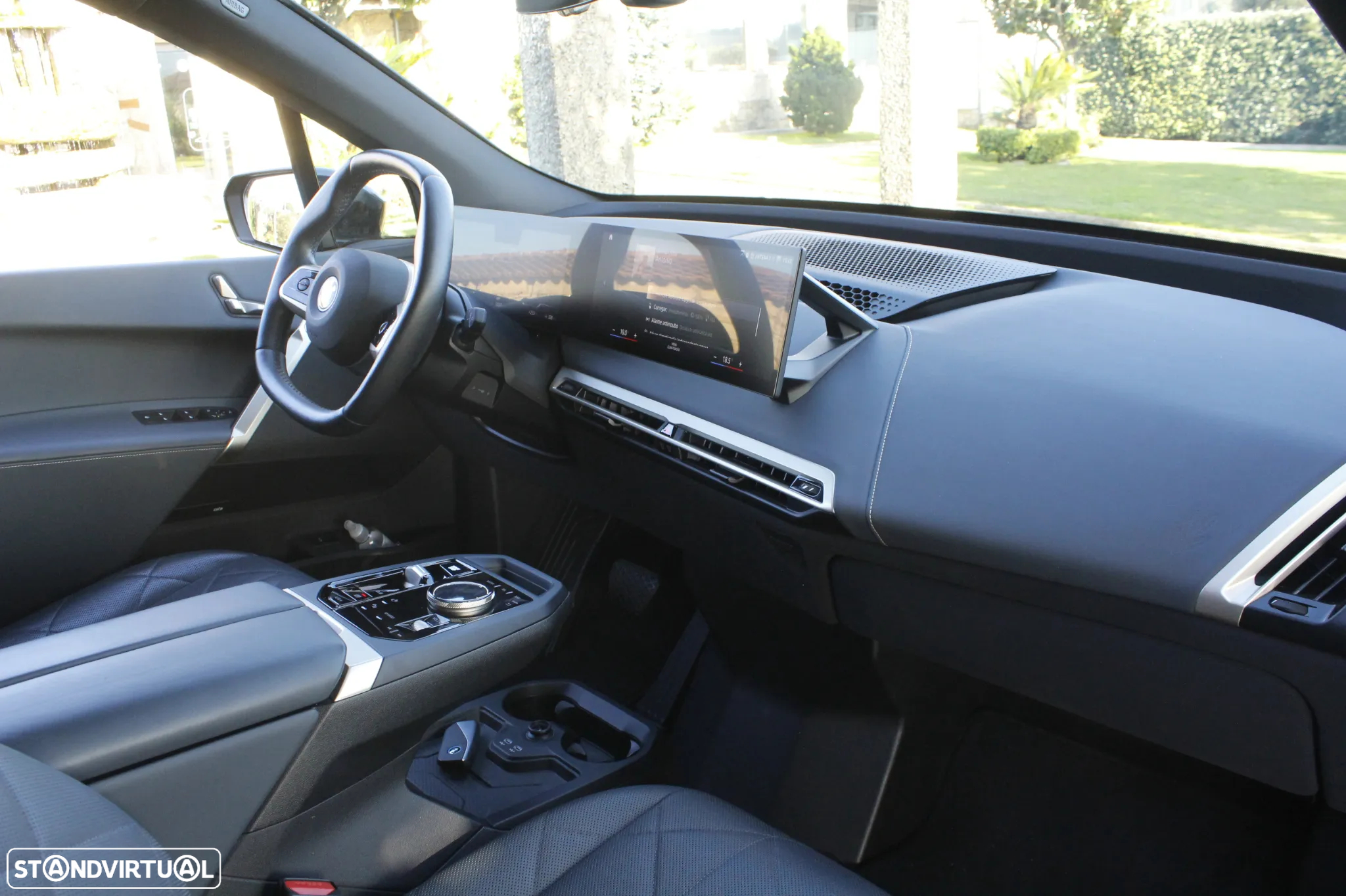 BMW iX xDrive 40 Pack Desportivo - 31