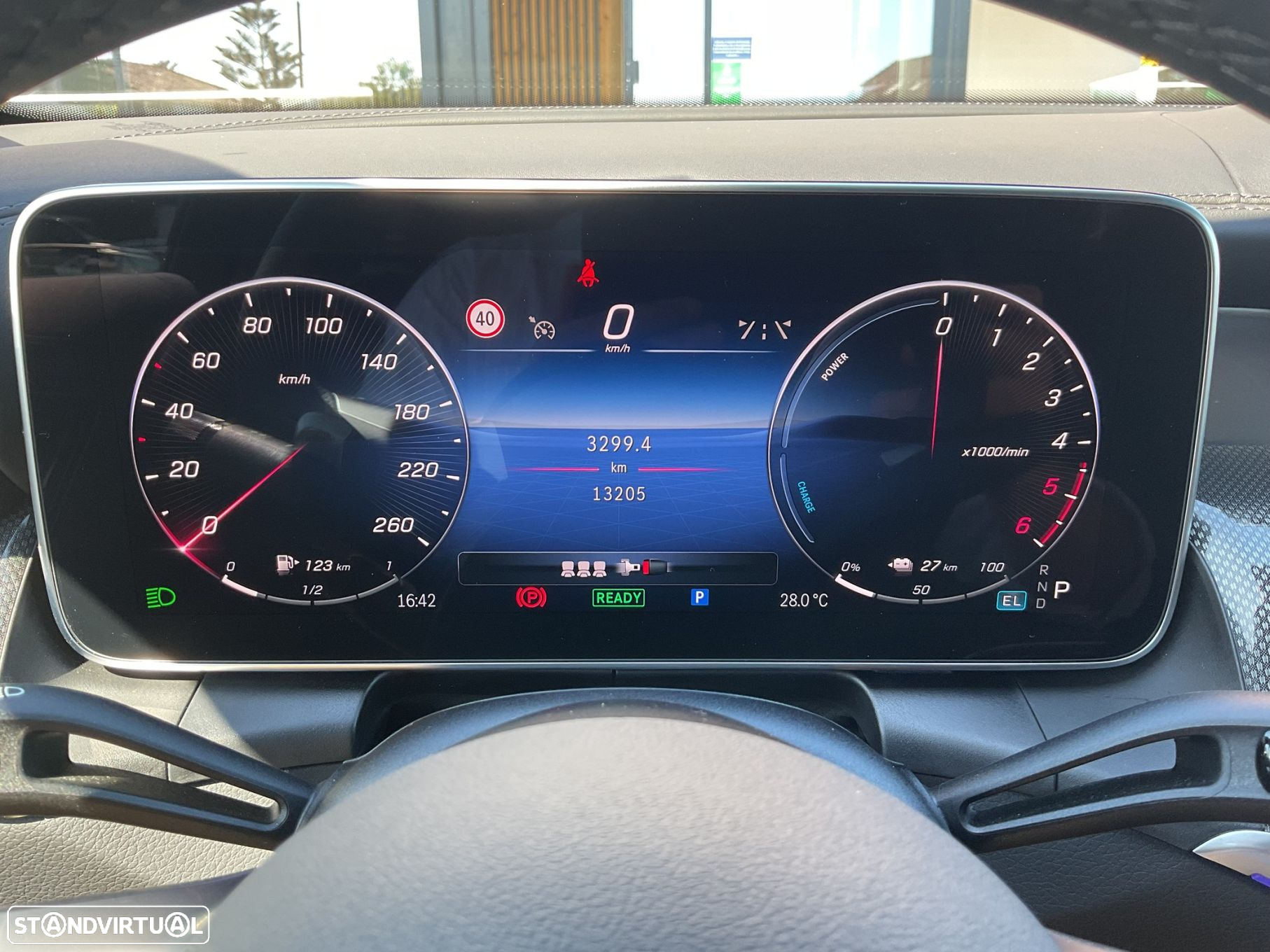 Mercedes-Benz GLC 300 de 4Matic - 35