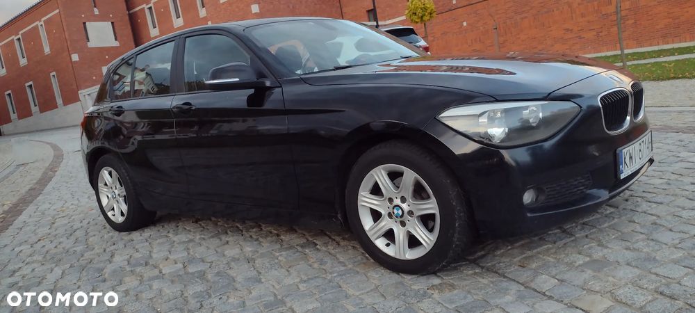 BMW Seria 1 114i Sport Line - 3