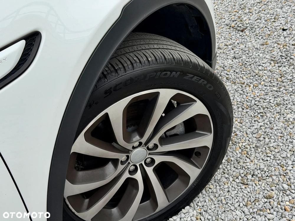 Land Rover Discovery Sport - 35