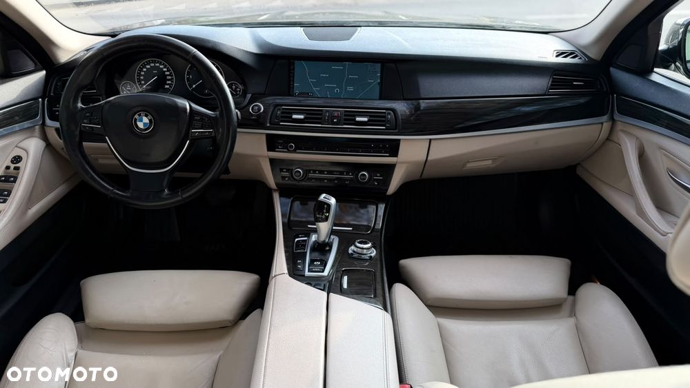 BMW Seria 5 530d xDrive - 35