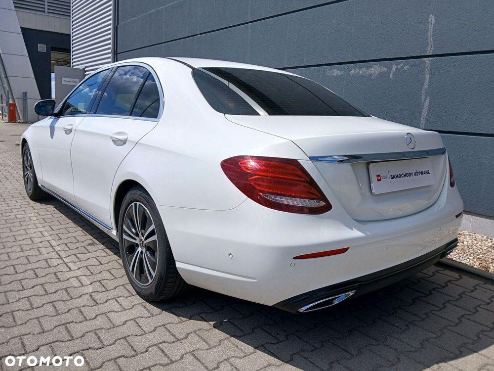 Mercedes-Benz Klasa E 220 d Avantgarde - 6