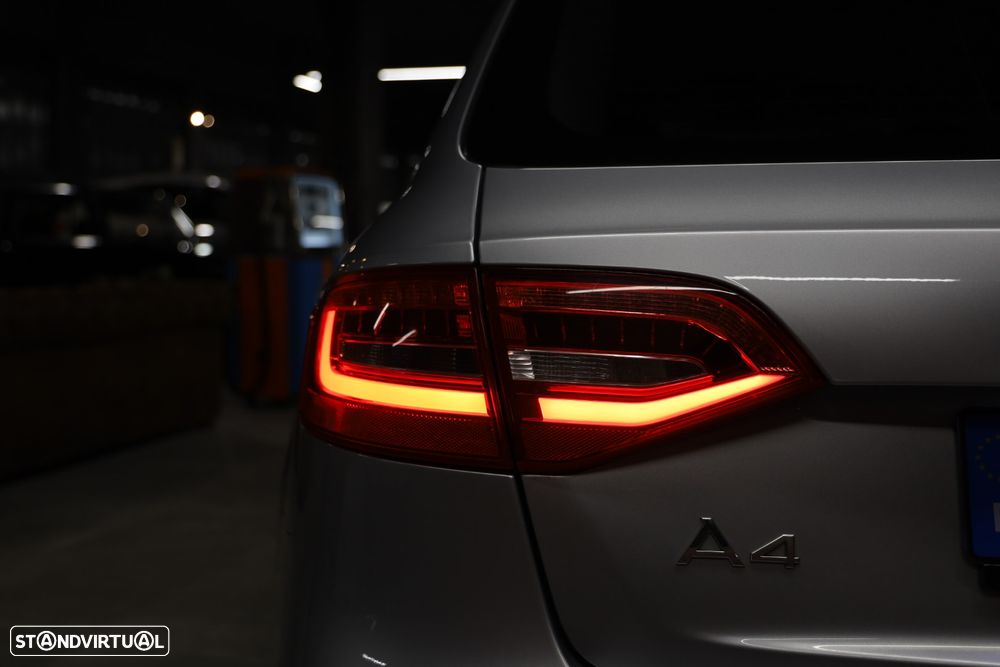 Audi A4 Avant 2.0 TDI Multitronic S-line - 38