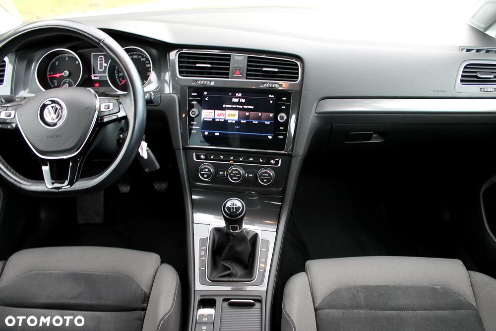 Volkswagen Golf 1.6 TDI (BlueMotion Technology) Comfortline - 7