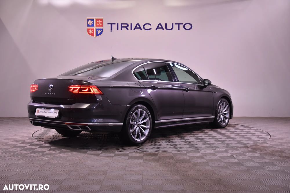 Volkswagen Passat - 6