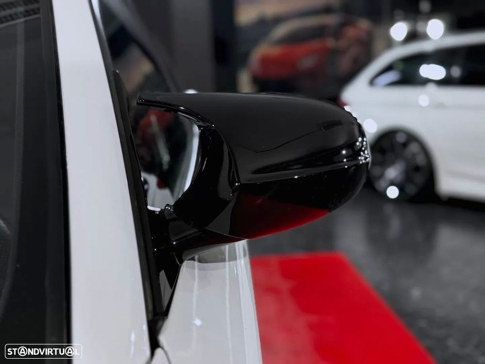 BMW 118 d Pack M - 20