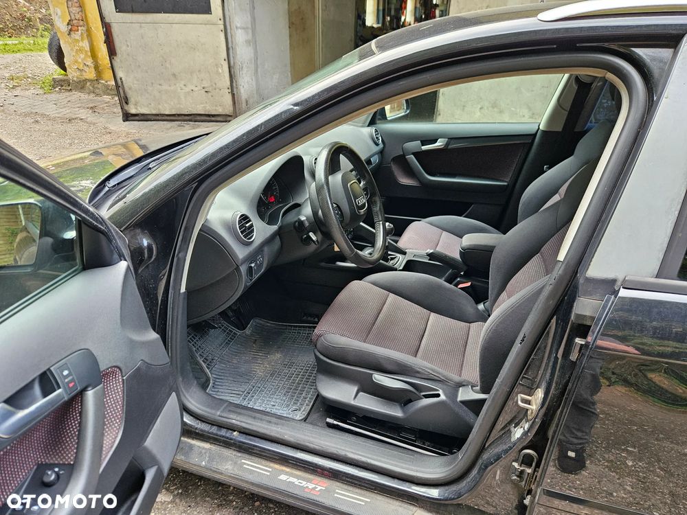 Audi A3 Sportback 2.0 TDI Attraction - 5