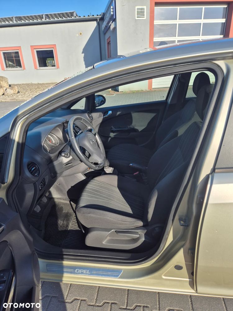 Opel Corsa 1.4 16V 111 - 9