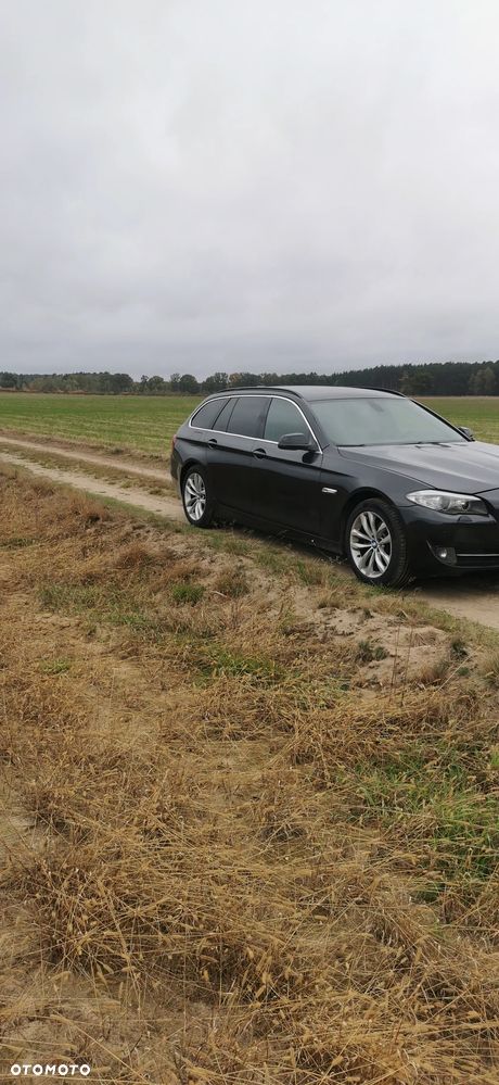 BMW Seria 5 520d Touring Modern Line - 17