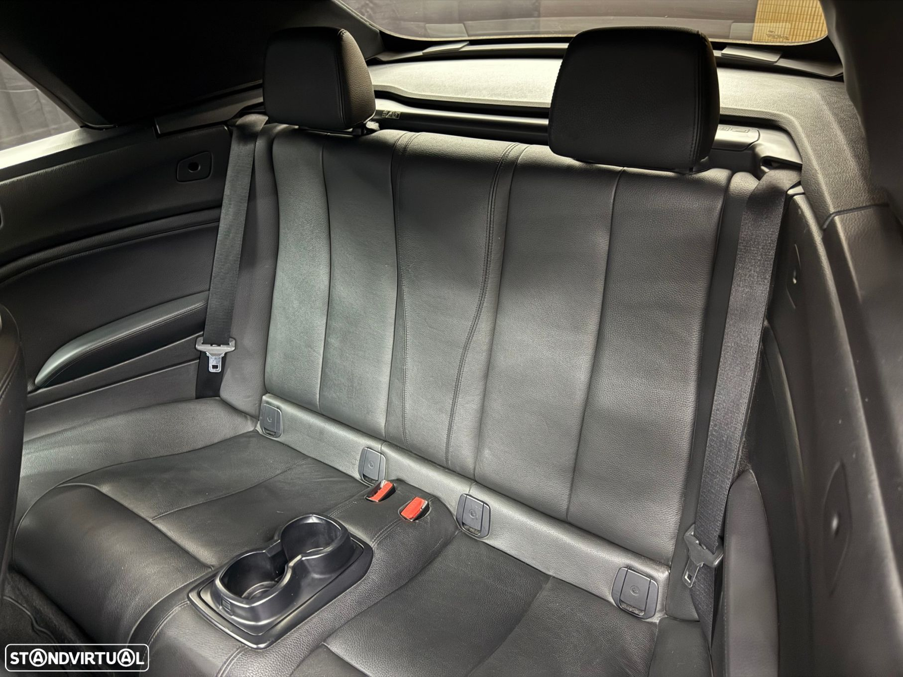 BMW 220 d Cabrio Pack M Auto - 33