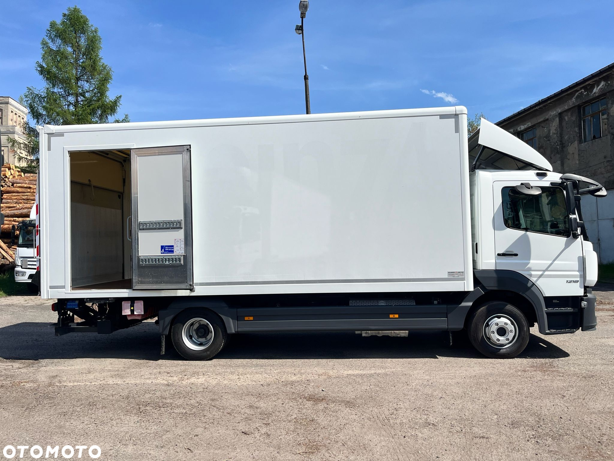 Mercedes-Benz ATEGO 1218 | KONTENER 6.10 m | 15 Palet I EURO-6 - 12