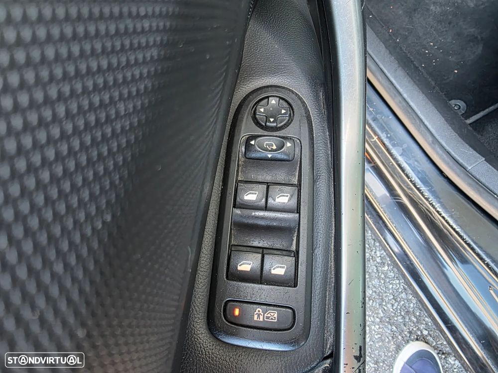Peugeot 308 1.6 e-HDi Sportium CVM6 - 10