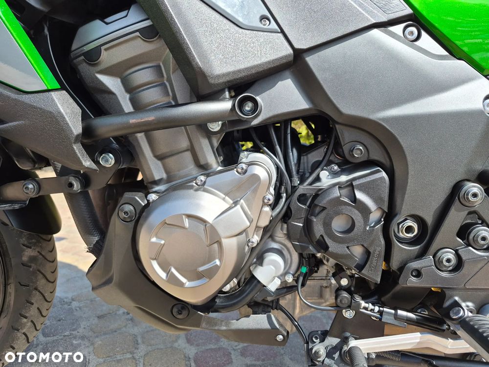 Kawasaki Versys 1000 - 8